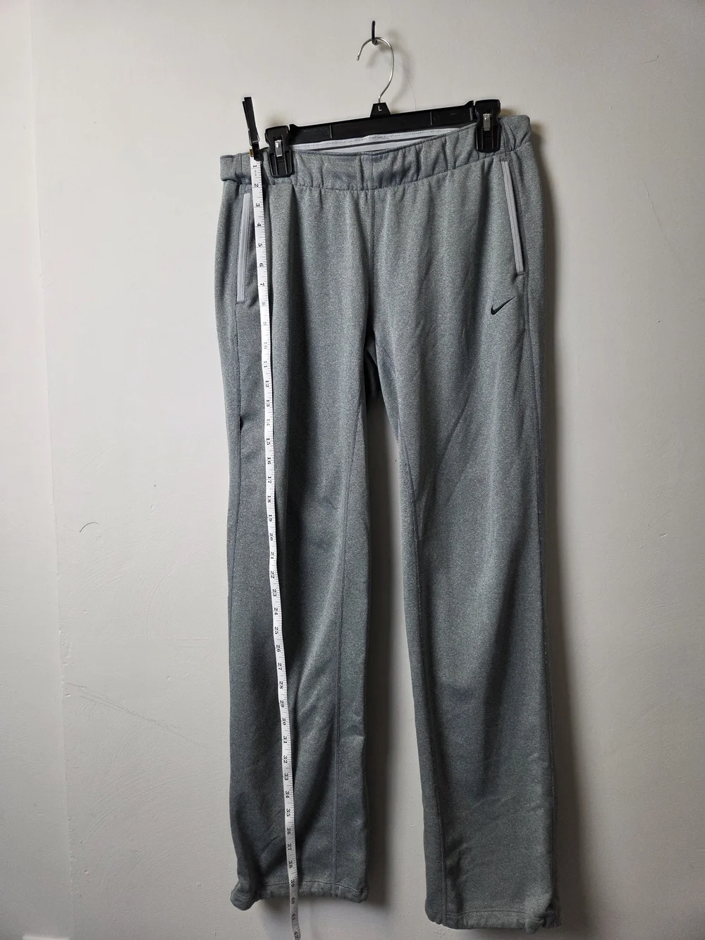 Nike Womens's Gray Dri-FIT Athletic Pants